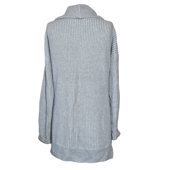 Tahari Grey Cardigan Sweater Size Large - Picture 2 of 4